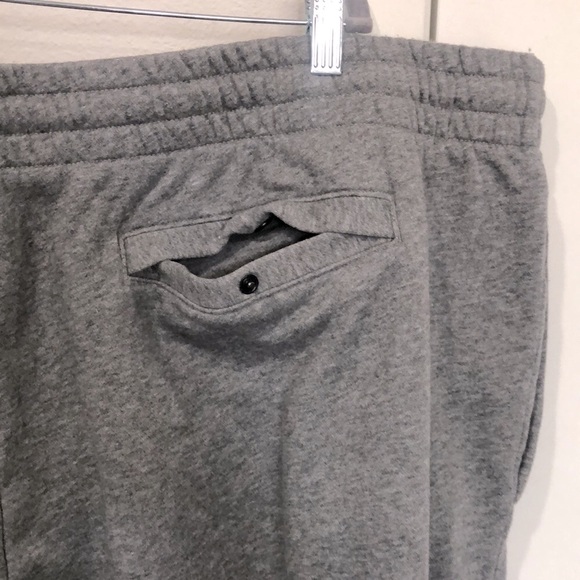 Under Armour Men’s Sweat pant Size 4 XL Grey Activewear At leisure Comfortable - Picture 5 of 13